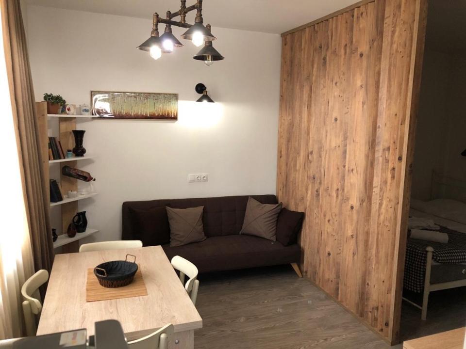 Verona Apartment Dushet'i Esterno foto