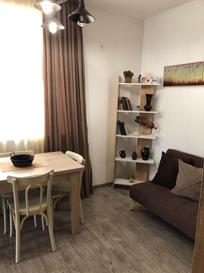 Verona Apartment Dushet'i Esterno foto