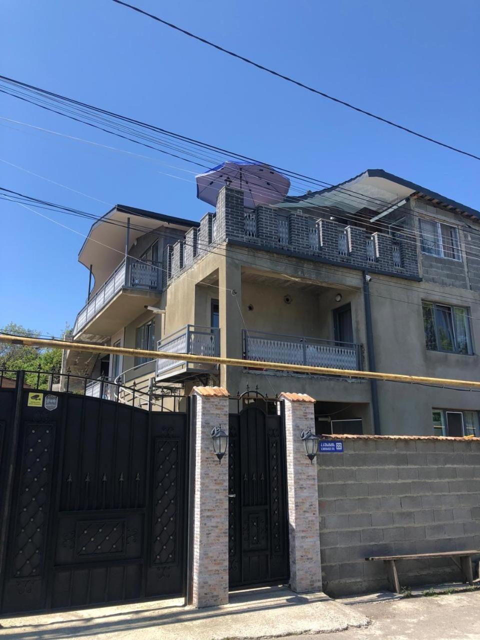 Verona Apartment Dushet'i Esterno foto