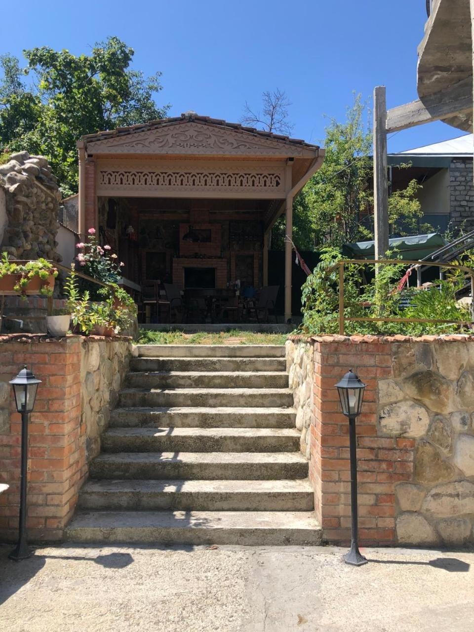 Verona Apartment Dushet'i Esterno foto