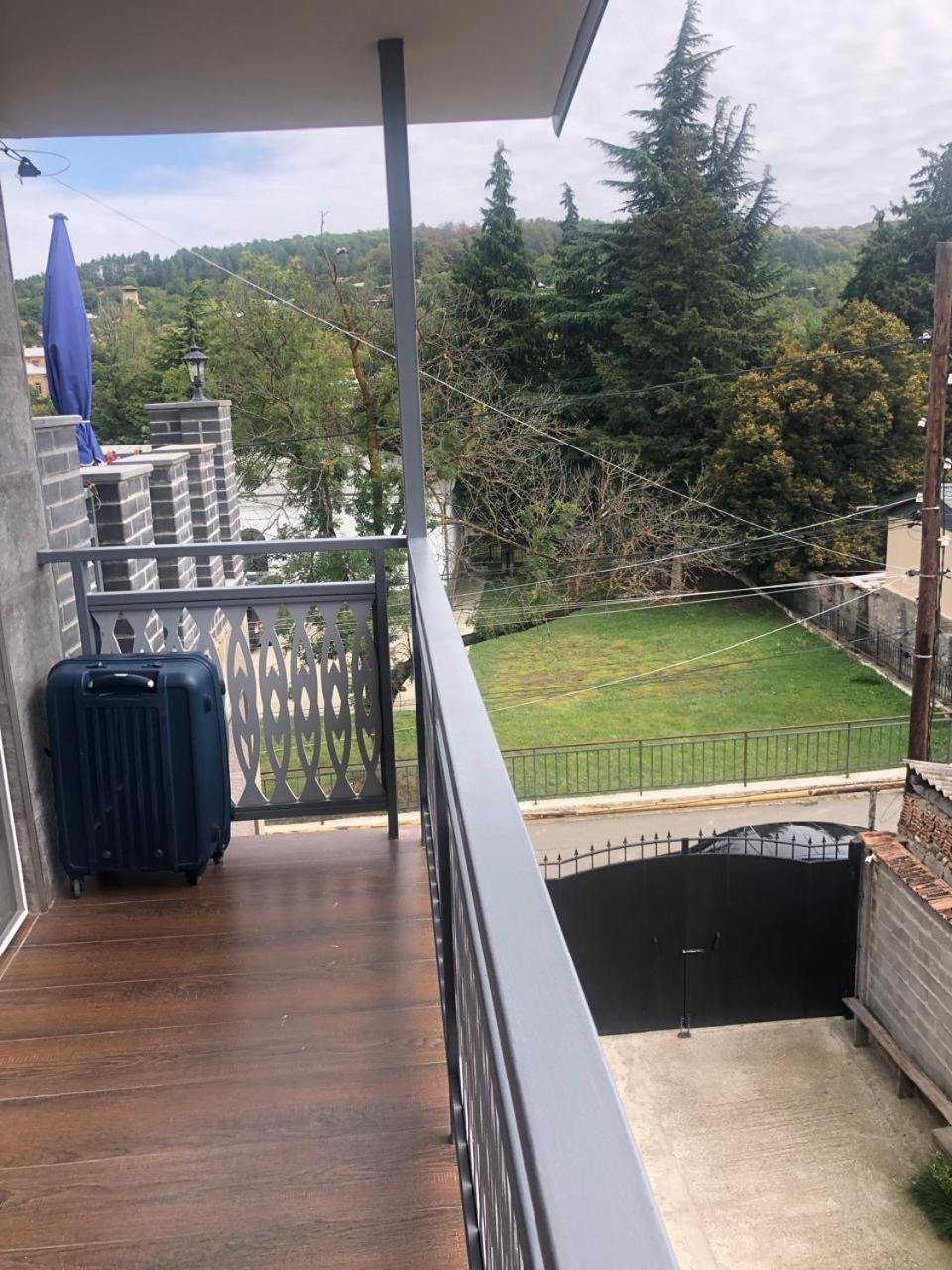 Verona Apartment Dushet'i Esterno foto