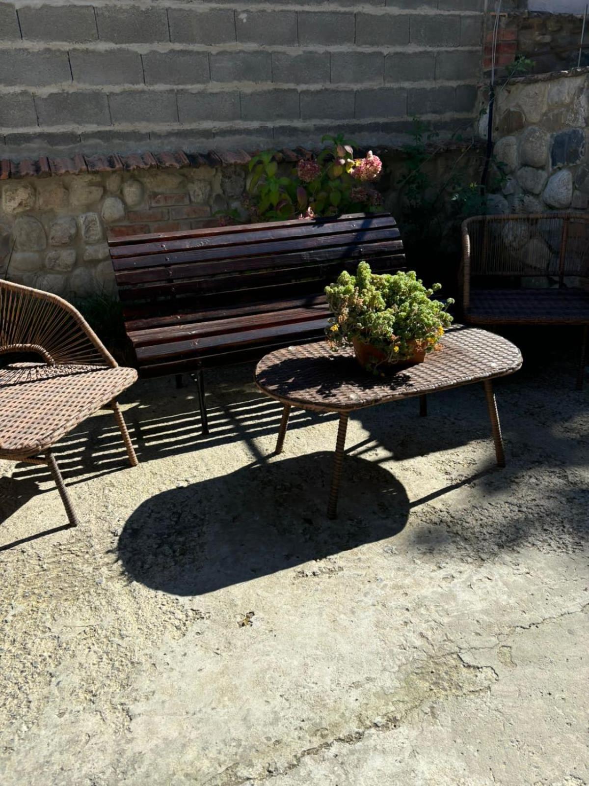 Verona Apartment Dushet'i Esterno foto