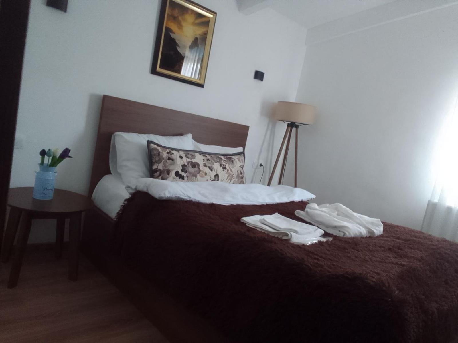 Verona Apartment Dushet'i Esterno foto