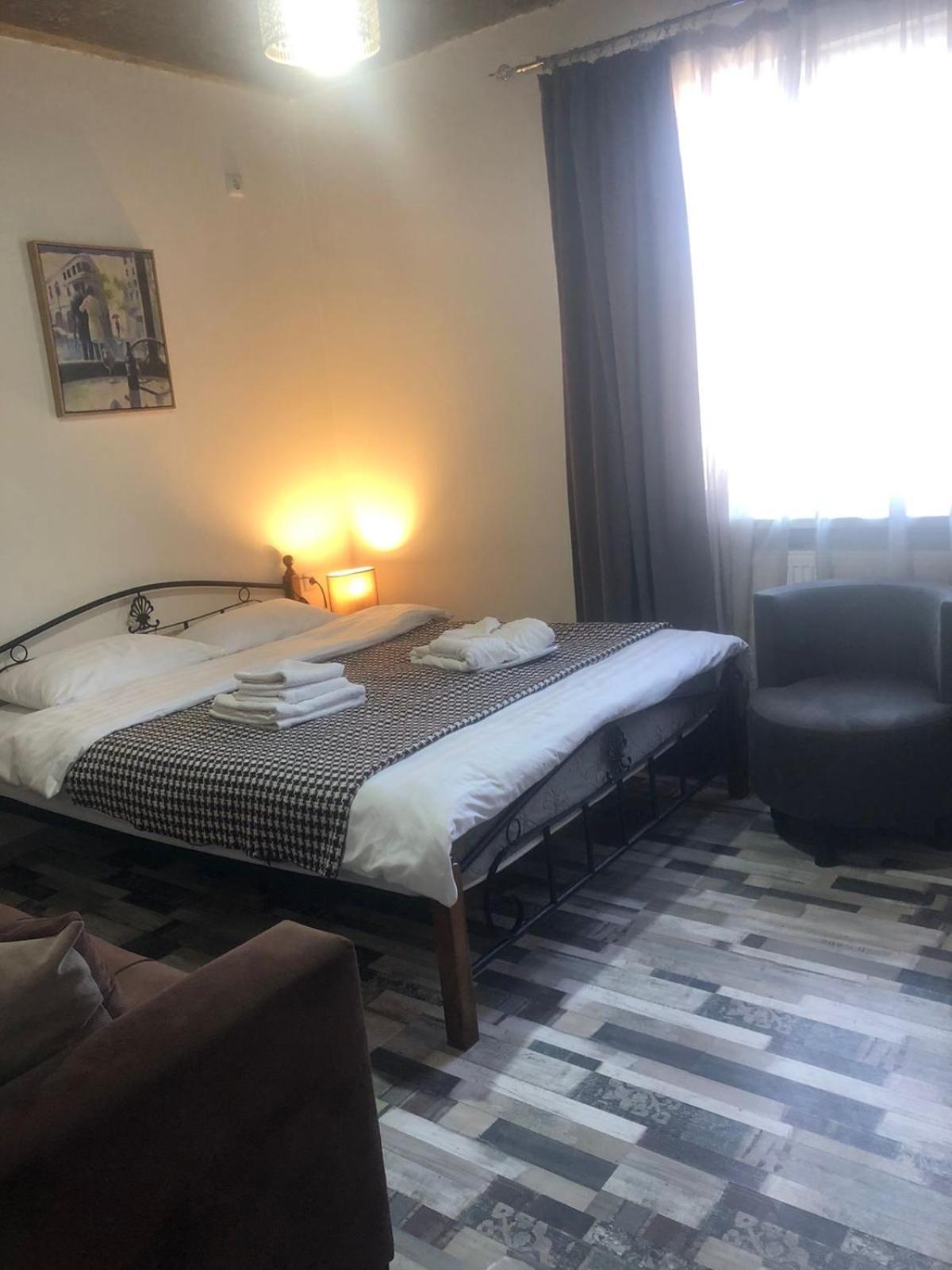 Verona Apartment Dushet'i Esterno foto