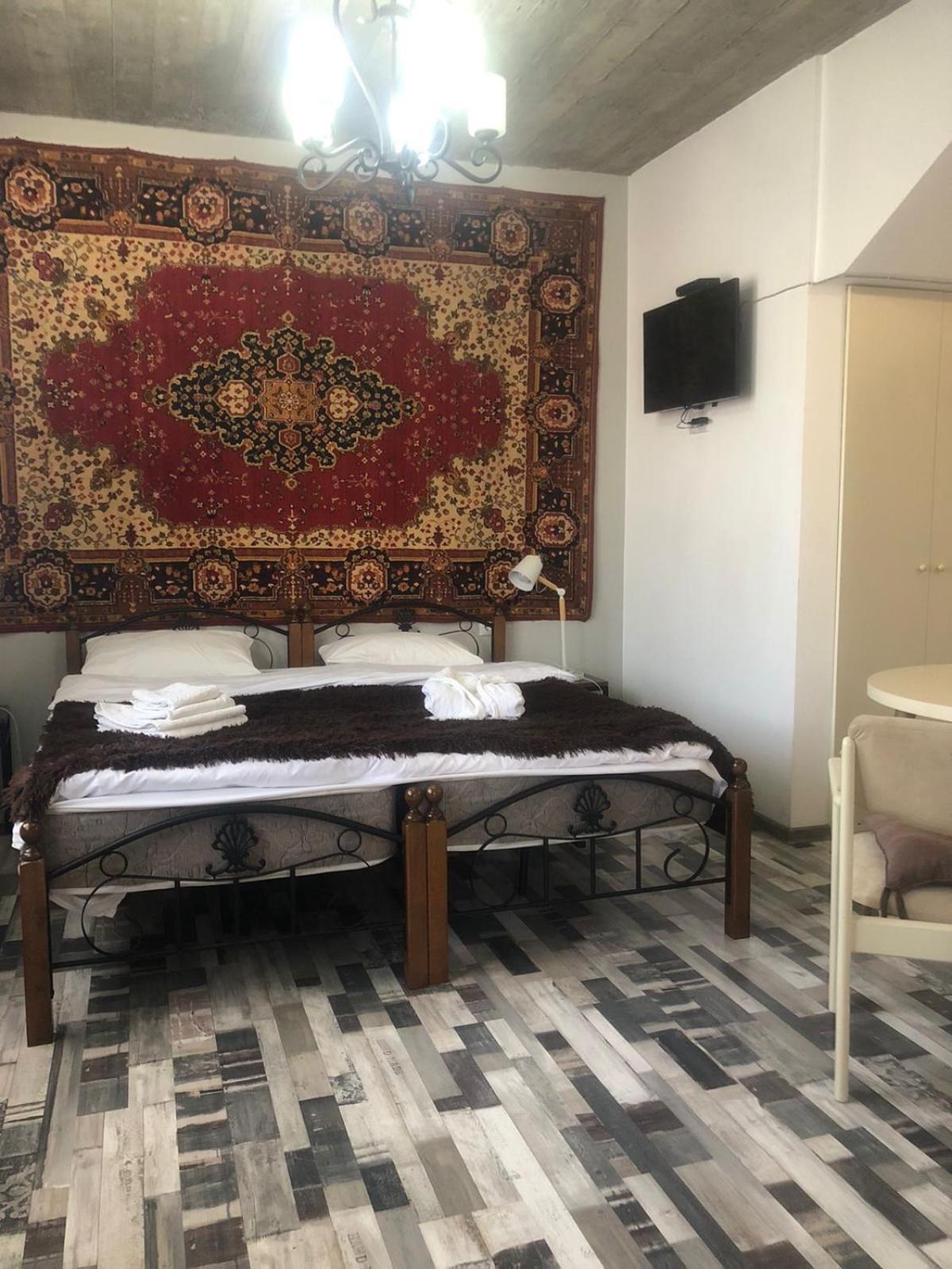 Verona Apartment Dushet'i Esterno foto